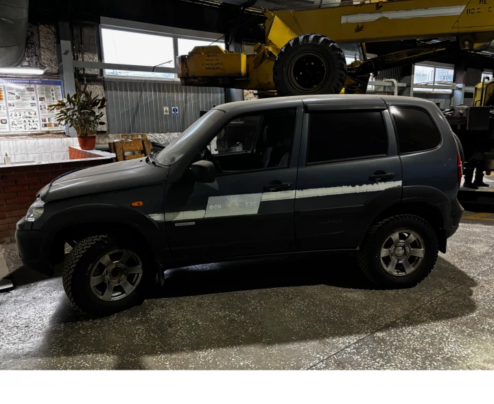 Легковой универсал CHEVROLET NIVA 212300-55